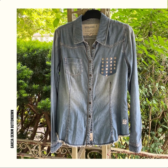 Garcia Denim Buttondown - Picture 1 of 6